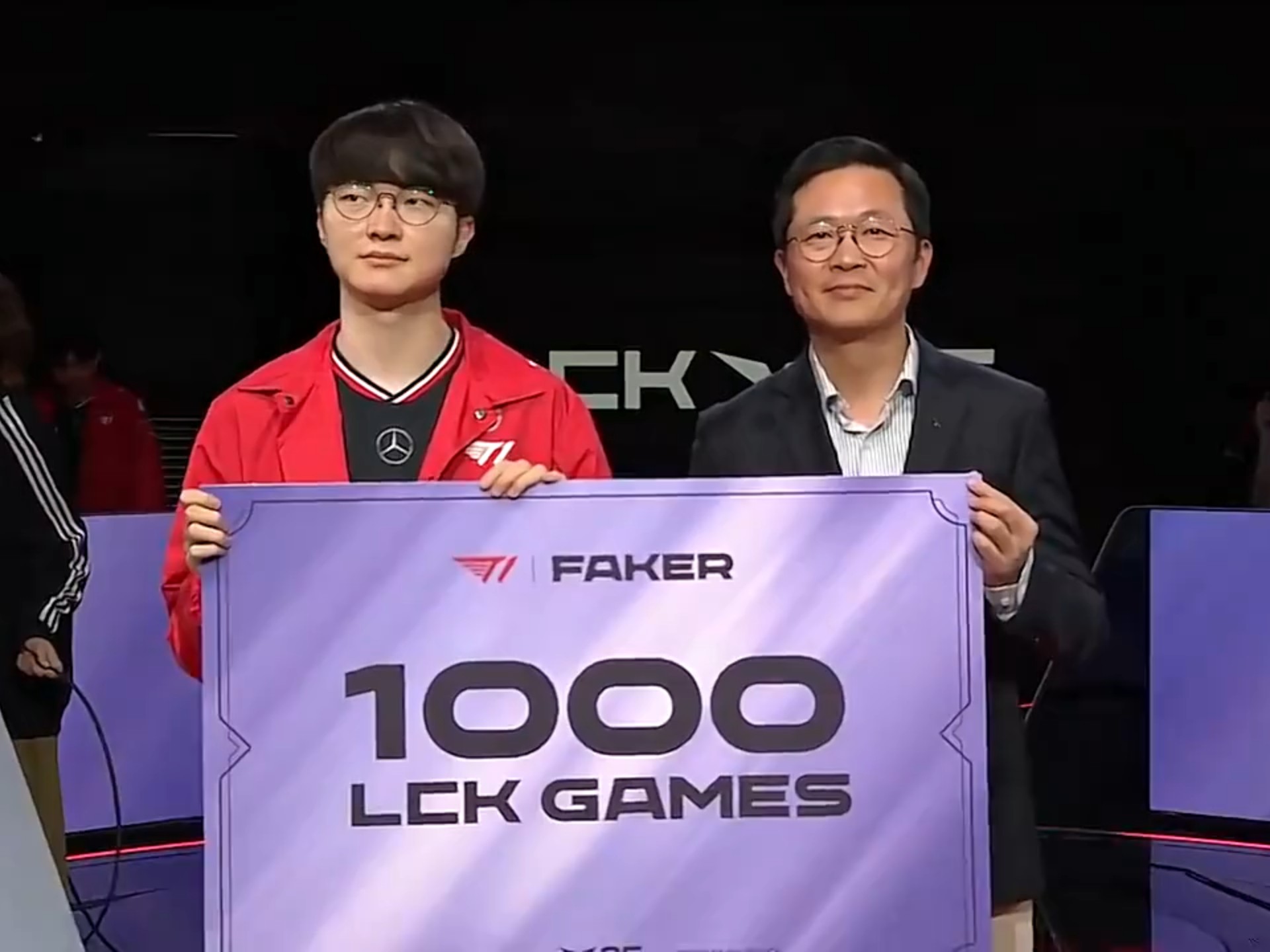 RNG碾压IG，Faker完成史诗逆转焦点之战淘汰赛，留下经典瞬间