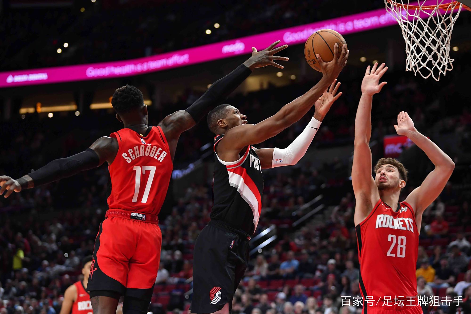 开云体育登录-雷霆惨败开拓者，遭遇季后赛开门黑