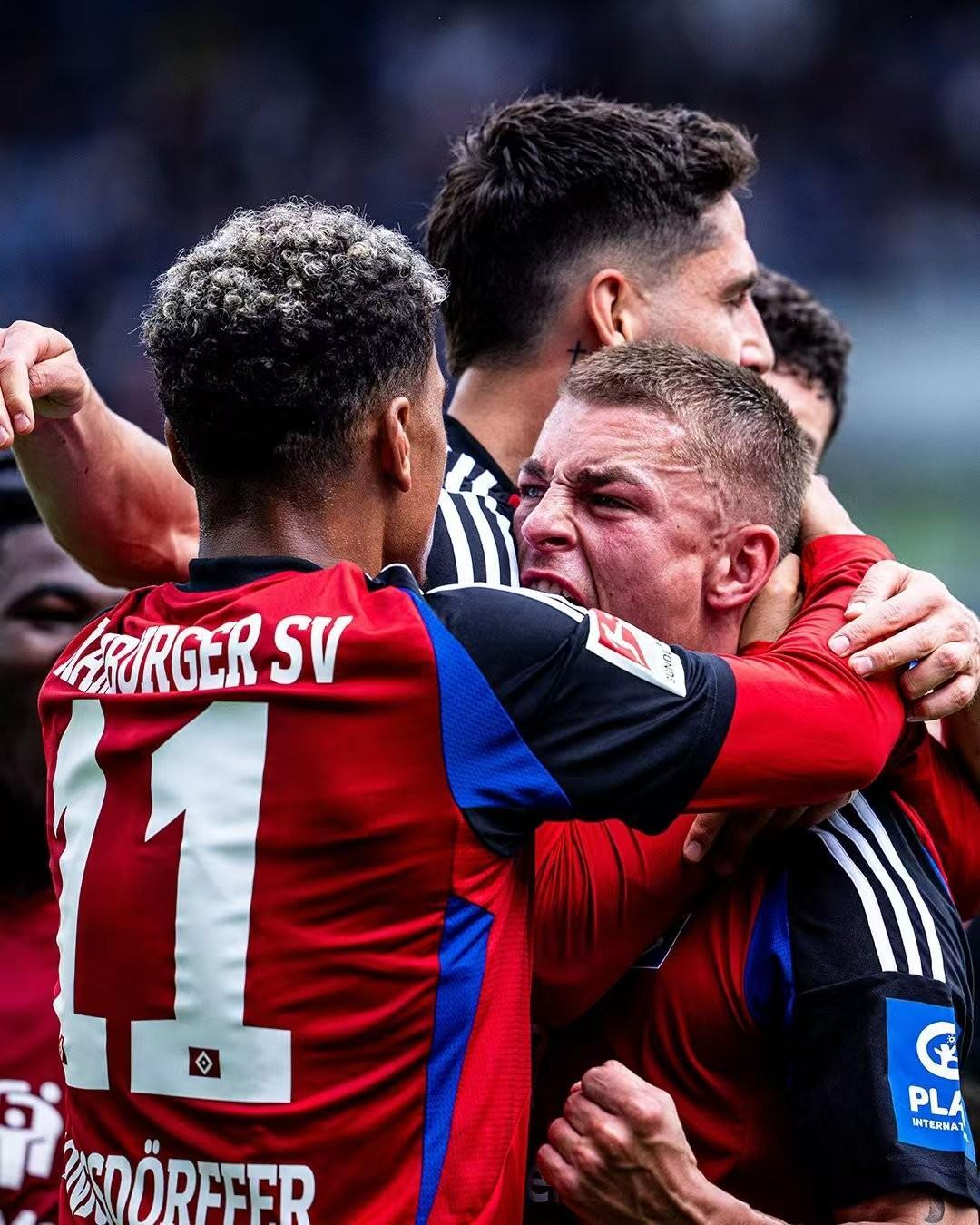 包含汉堡球队表现出色，实现惊艳逆转的词条