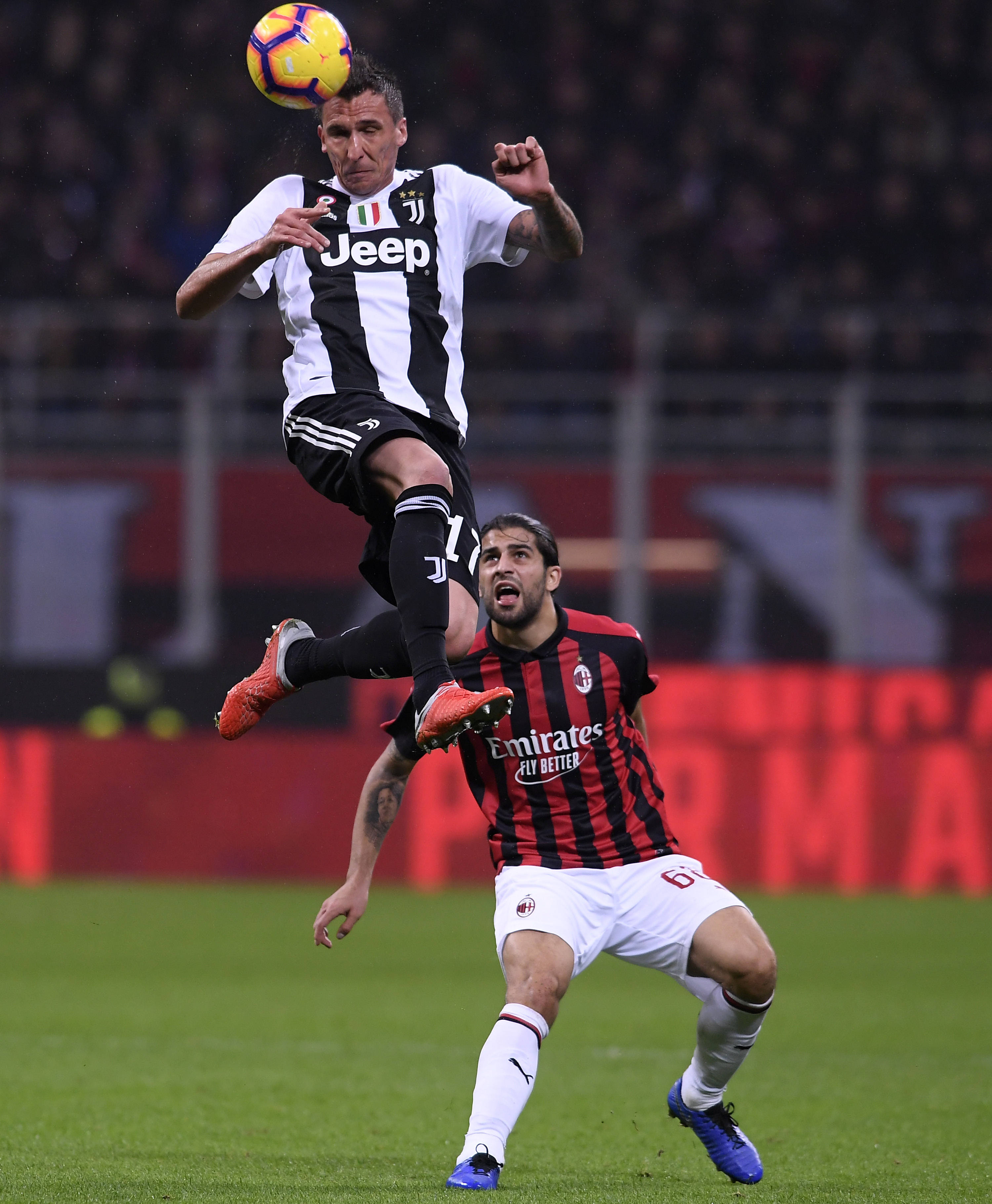 包含马德里竞技挑战AC米兰,双方实力相当的词条 包含马德里竞技挑战AC米兰,双方实力相当的词条