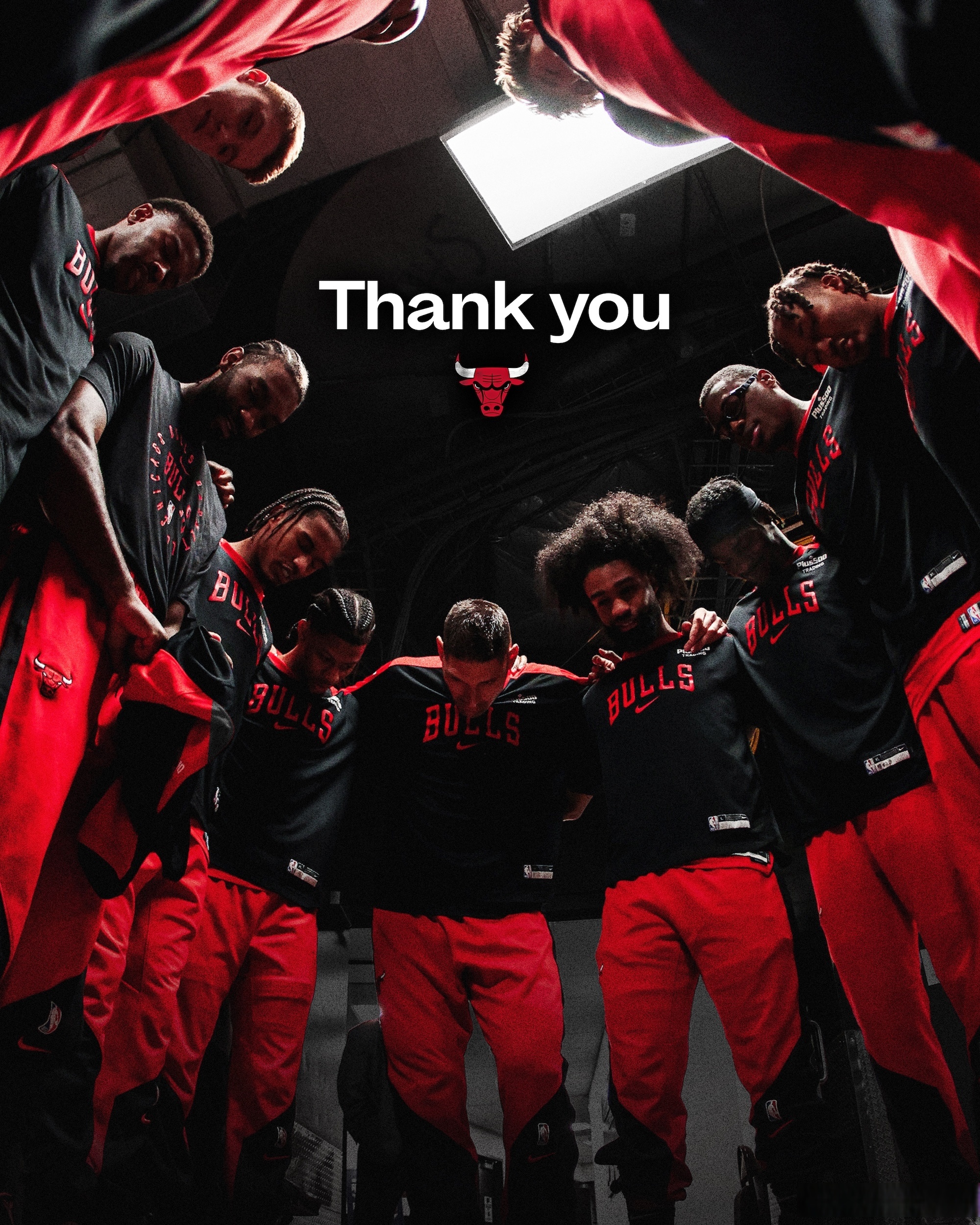 开云体育在线-公牛队客场大胜，拉文斯震撼全场