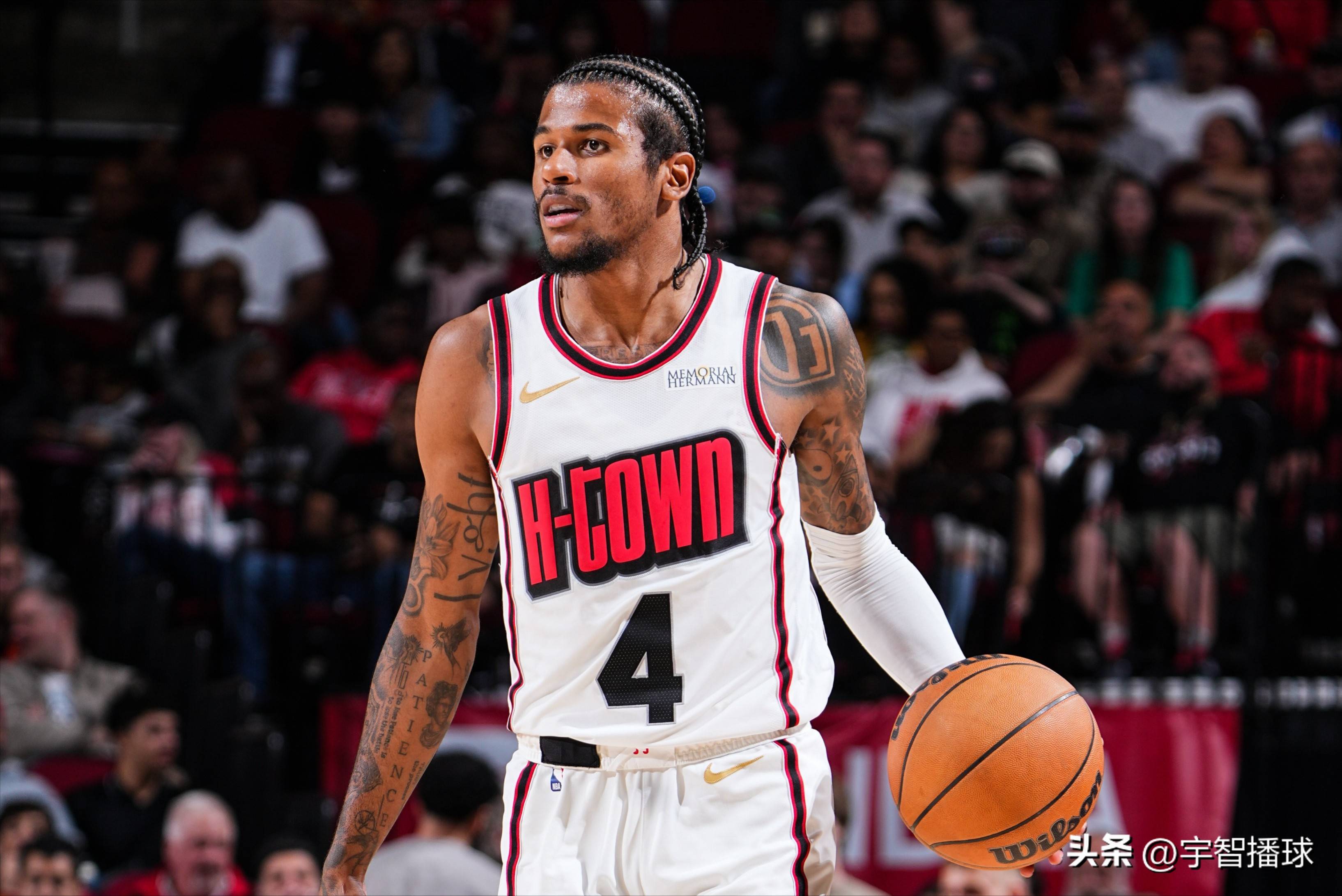 火箭主帅谈未来:球队需改善进攻端表现 火箭主帅谈未来:球队需改善进攻端表现