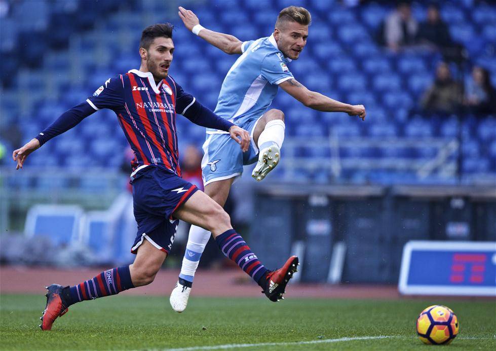 克罗托内主场连平，难掩实力不足