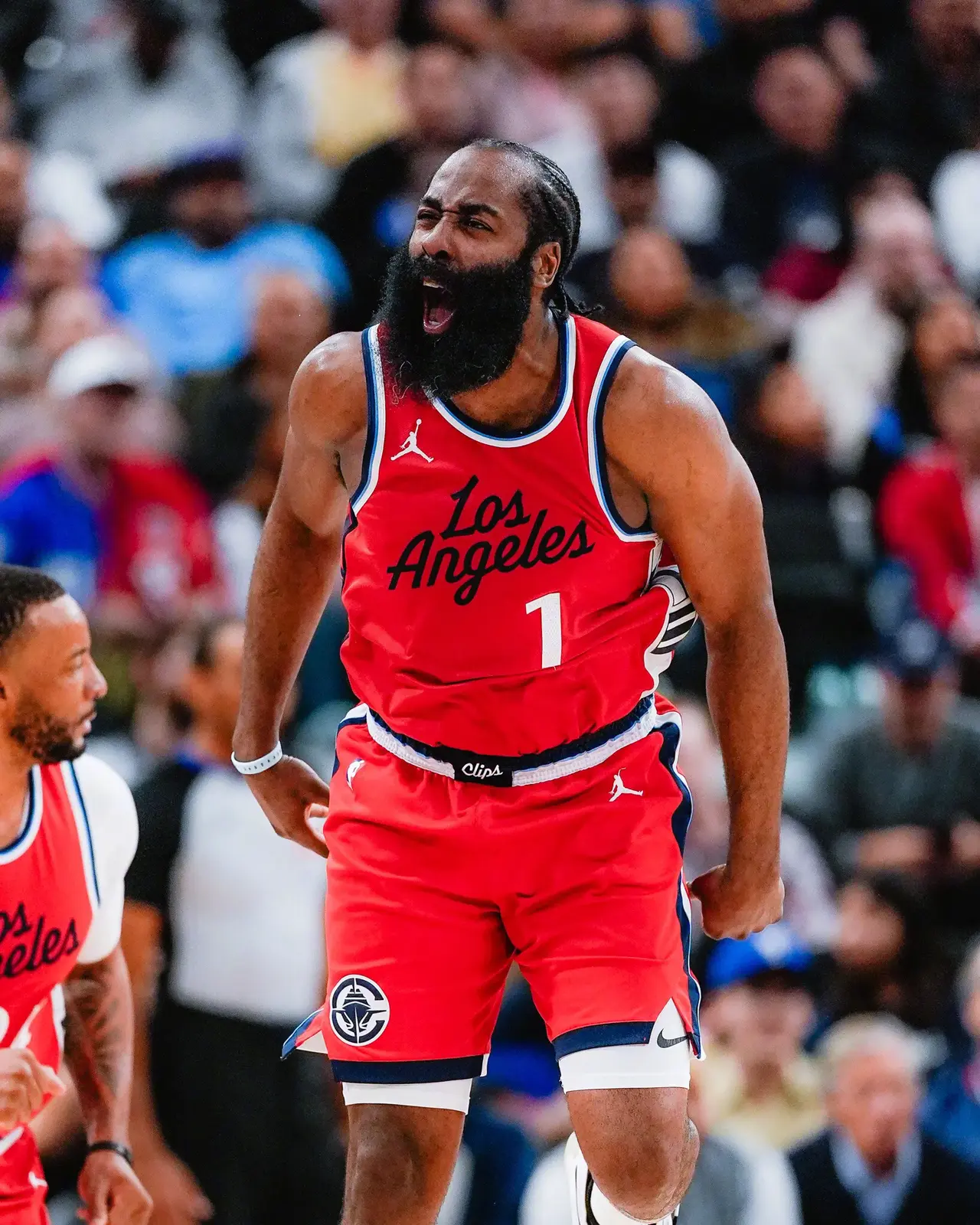 开云平台-关于猛龙大胜篮网，莱昂纳德23分砍下全场最高的信息