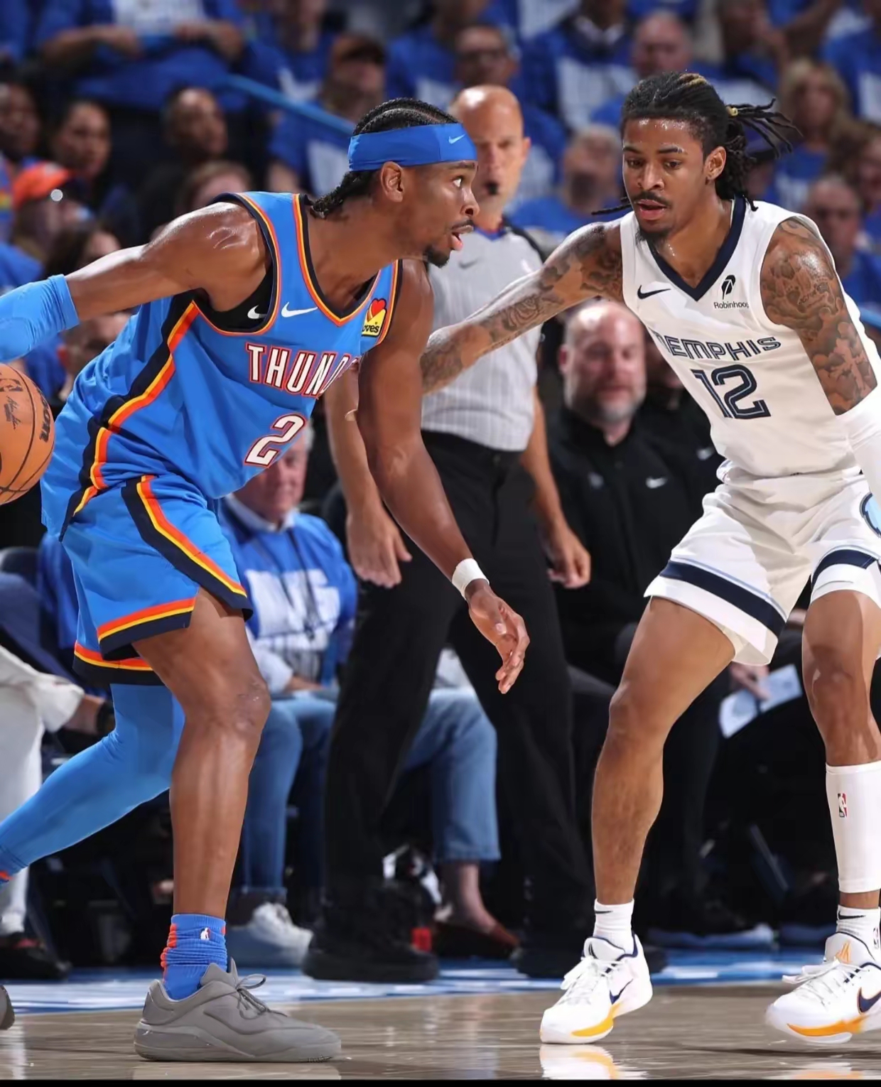 灰熊队主场惨负雷霆,重返球队低谷 灰熊队主场惨负雷霆,重返球队低谷