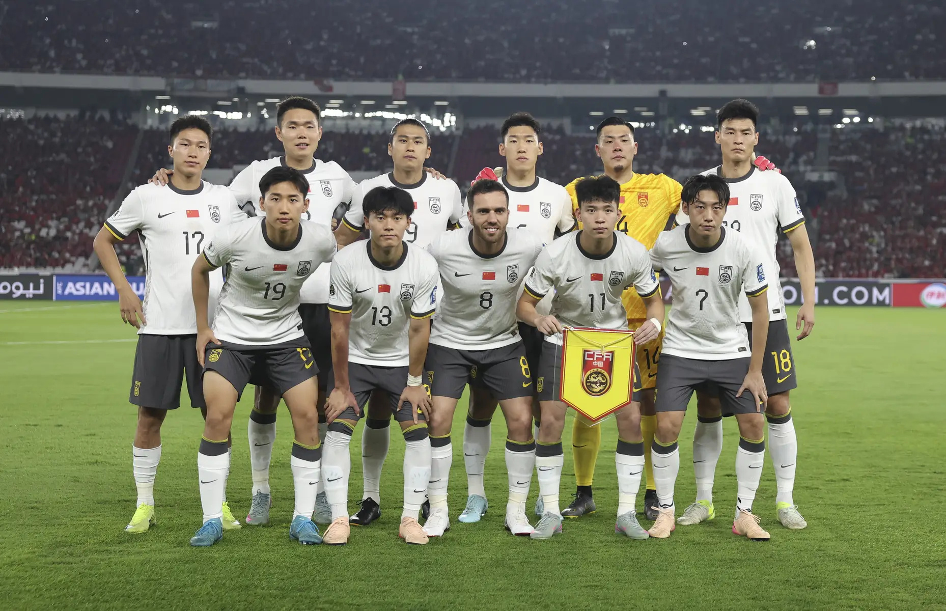 亚洲顶级联赛引起国内球迷热烈讨论