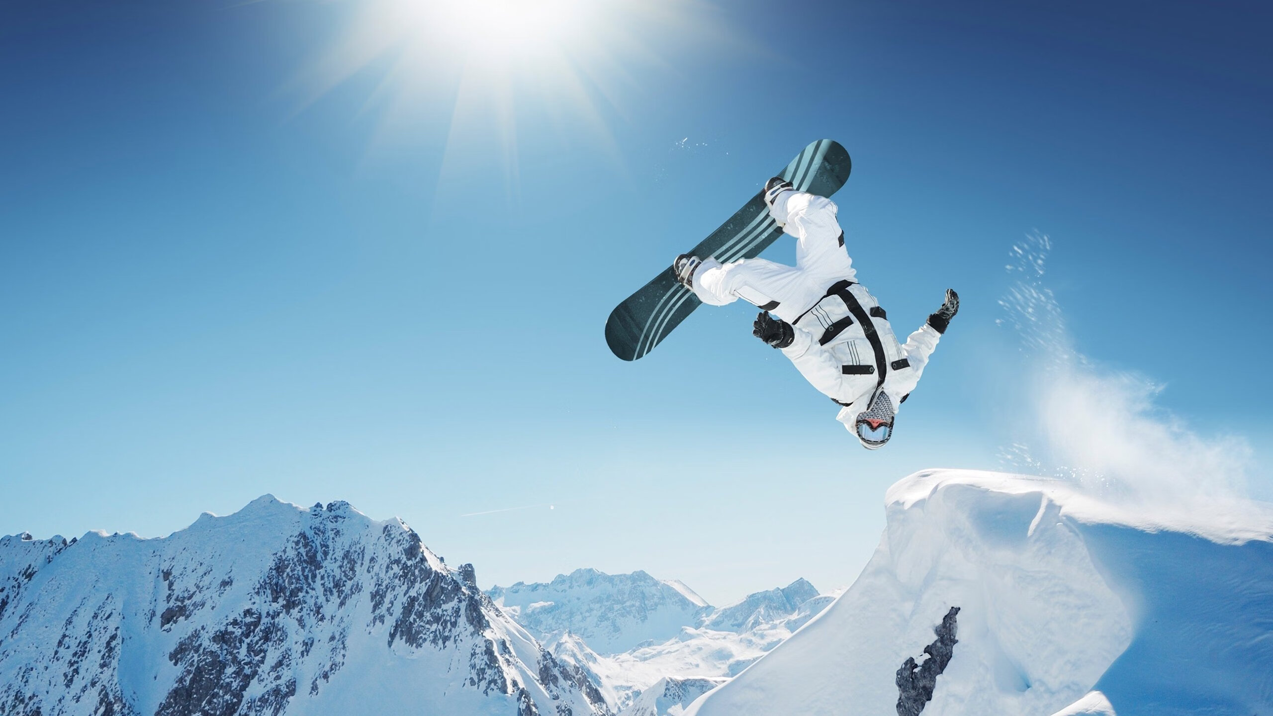 红色一分钟，佩雷兹手术刀式超车绝杀哈斯